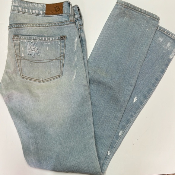NWOT Bullhead Hermosa Super Skinny Jeans, distressed w/a bit of colors, stylish! - Picture 1 of 6